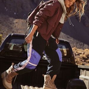 Free People Movement Trailhead Trekkin Pants Fleece Lining Midnight Navy -Medium